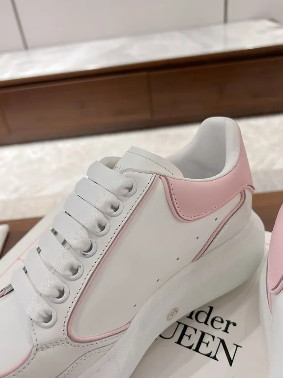 Alexander McQueen Shoe 